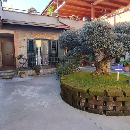Apartment Midway House Italy *