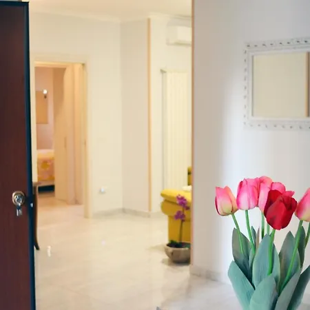 Midway House Italy Apartment