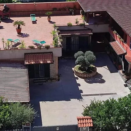 Apartment Midway House Italy Sant'Egidio del Monte Albino